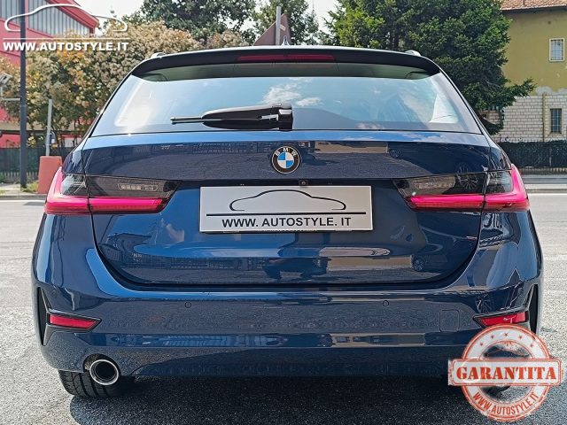 BMW 320 usata, con Head-up display