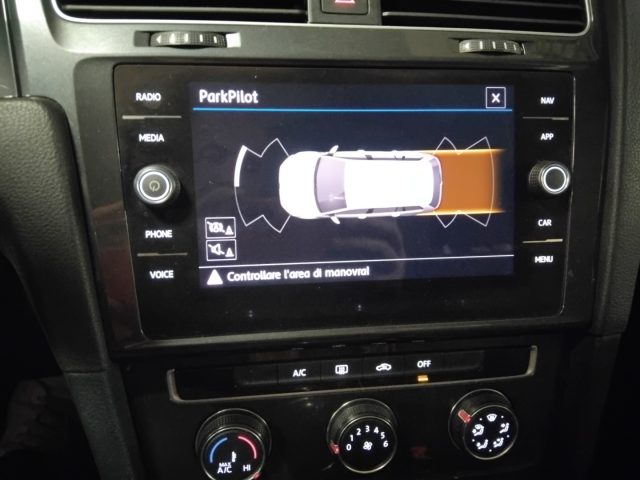 VOLKSWAGEN Golf usata, con Specchietti laterali elettrici