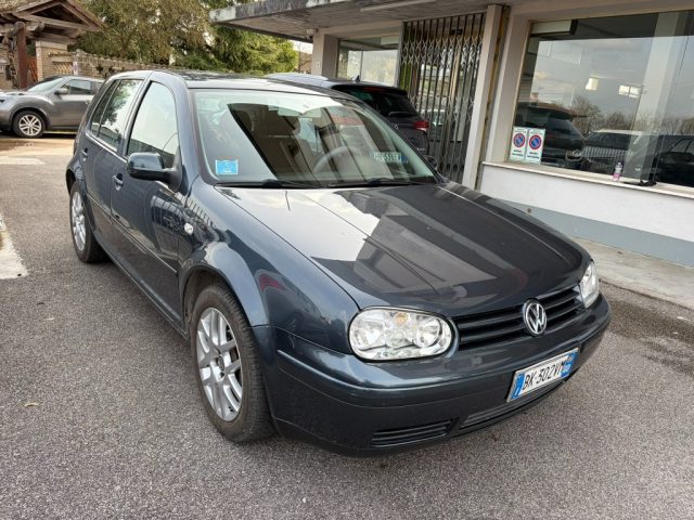 VOLKSWAGEN Golf usata, con Airbag laterali