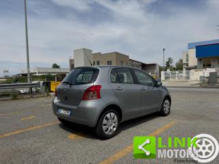 TOYOTA Yaris usata, con Alzacristalli elettrici