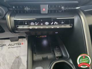 TOYOTA C-HR usata, con Sistema di navigazione