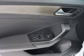 VOLKSWAGEN T-Roc usata, con Specchietti laterali elettrici