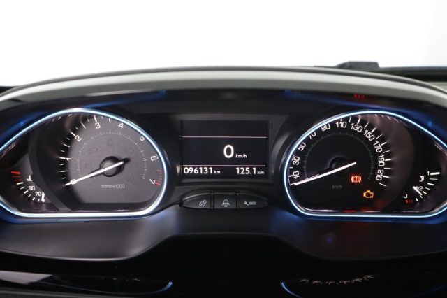 PEUGEOT 2008 usata 6