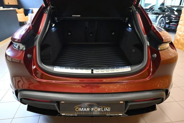 PORSCHE Taycan usata 114