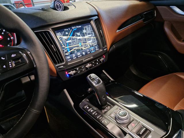 MASERATI Levante usata, con Cerchi in lega
