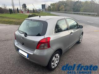 TOYOTA Yaris usata, con Alzacristalli elettrici