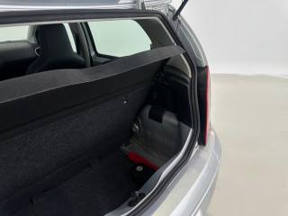 VOLKSWAGEN up! usata, con Sistema di navigazione