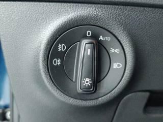 SKODA Karoq usata, con Autoradio digitale