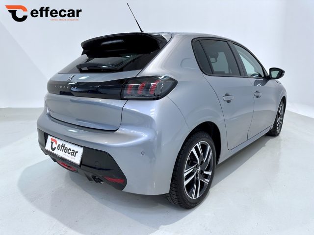 PEUGEOT 208 usata, con Autoradio