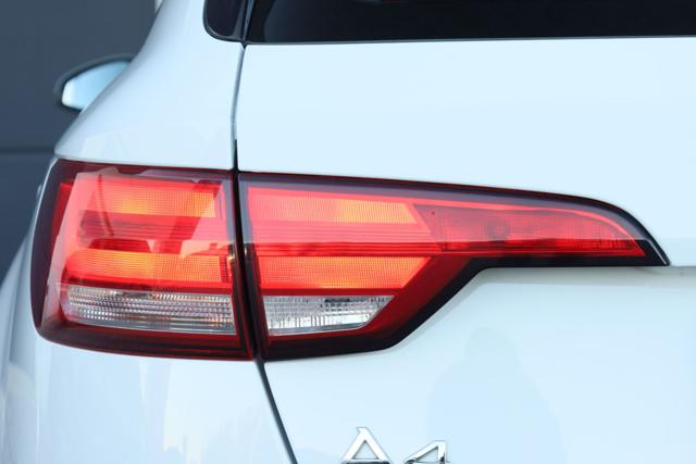 AUDI A4 usata, con Controllo trazione