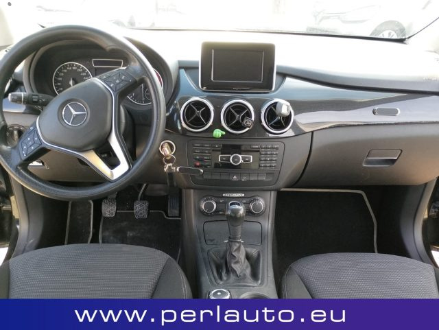 MERCEDES-BENZ B 180 usata, con Chiusura centralizzata