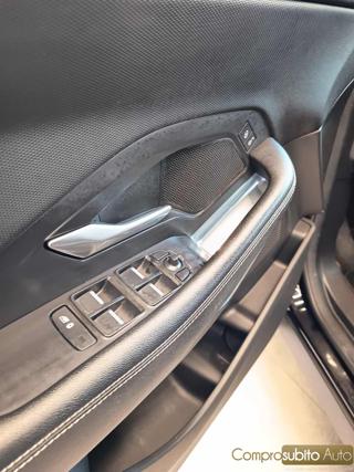 JAGUAR E-Pace usata, con Sedile posteriore sdoppiato