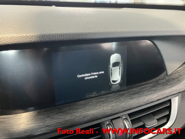 ALFA ROMEO Stelvio usata, con Volante in pelle