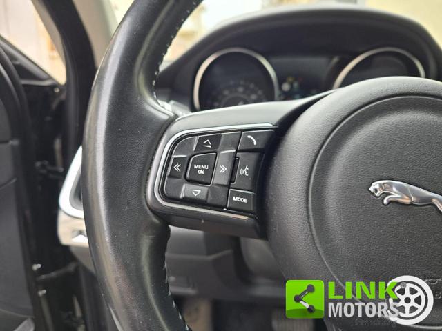 JAGUAR E-Pace usata 39