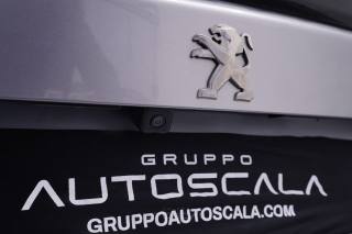 PEUGEOT 2008 usata, con Frenata d
