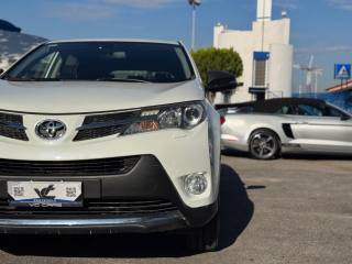 TOYOTA RAV 4 usata, con Chiusura centralizzata