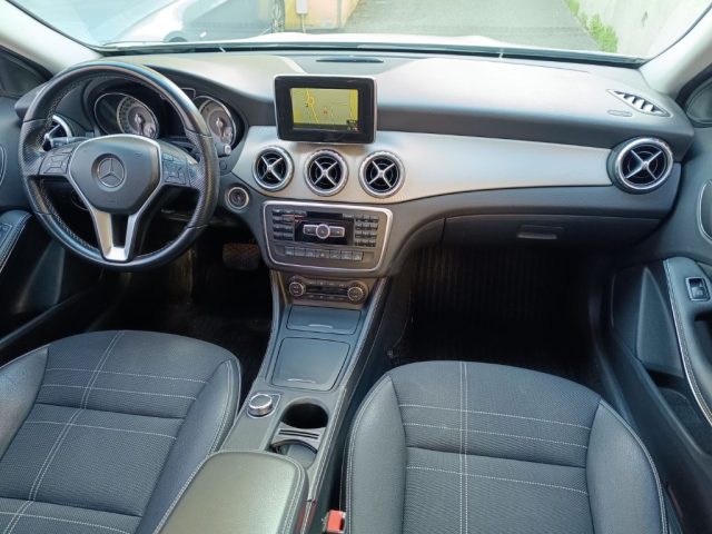MERCEDES-BENZ GLA 200 usata, con Freno di stazionamento elettrico