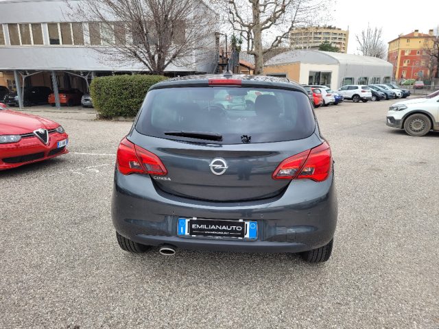 OPEL Corsa usata, con Autoradio