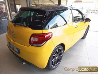 DS AUTOMOBILES DS 3 usata, con Autoradio