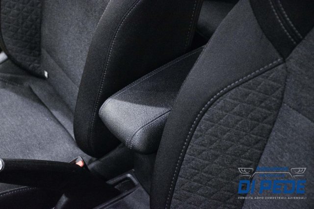 RENAULT Clio usata, con MP3