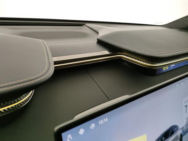 LOTUS Eletre usata, con Touch screen