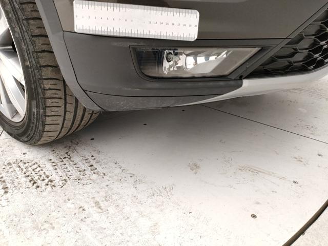 VOLKSWAGEN T-Roc usata, con Isofix