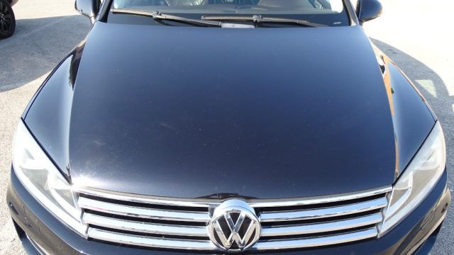 VOLKSWAGEN Touareg usata, con Specchietti laterali elettrici