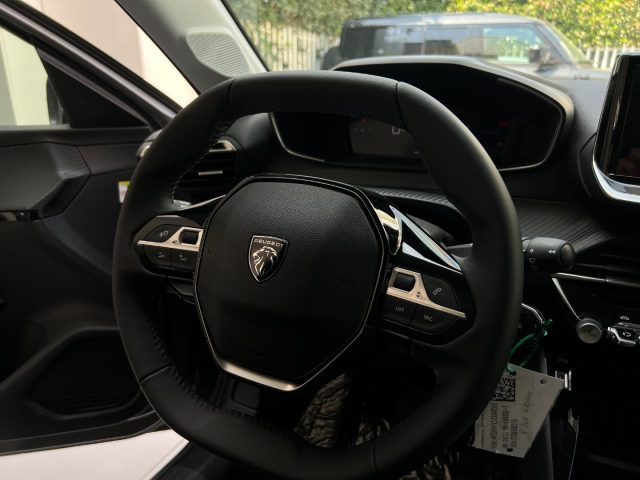 PEUGEOT 208 usata, con MP3