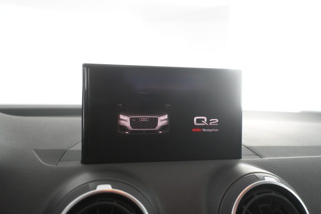 AUDI Q2 usata 14