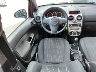 OPEL Corsa usata, con ESP