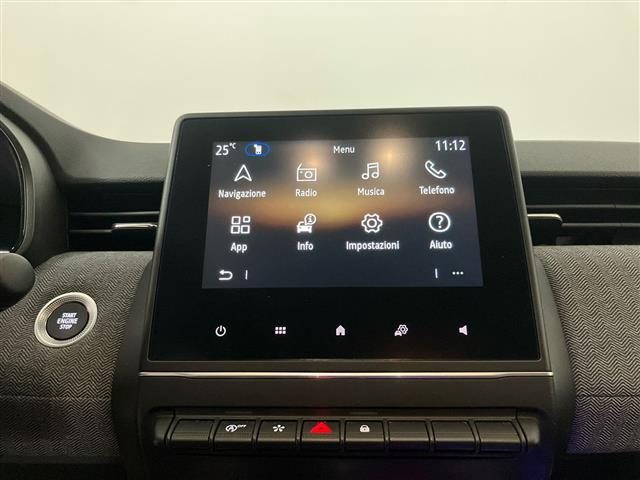 RENAULT Clio usata, con Fari LED