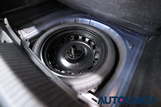 VOLKSWAGEN Taigo usata 56