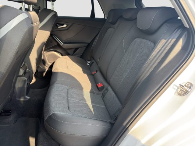 AUDI Q2 usata 10