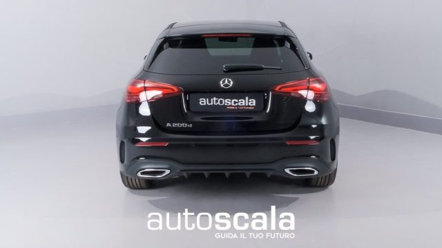 MERCEDES-BENZ A 200 usata, con Controllo automatico clima
