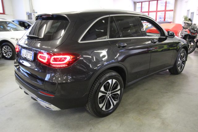 MERCEDES-BENZ GLC 300 usata, con Alzacristalli elettrici