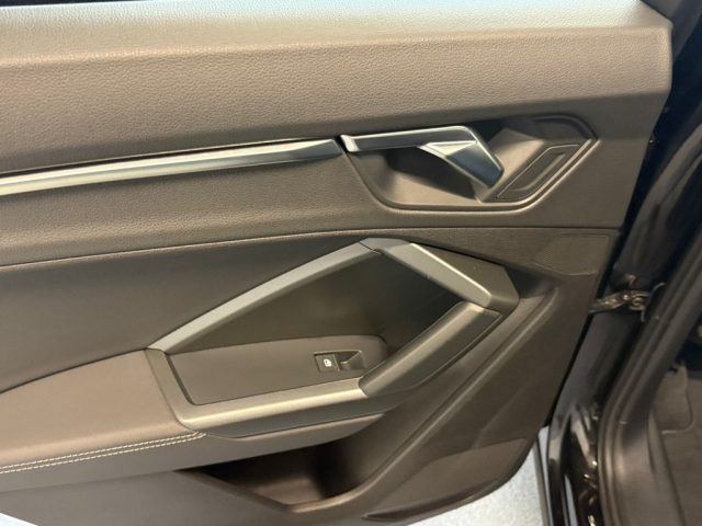 AUDI Q3 usata, con Specchietti laterali elettrici