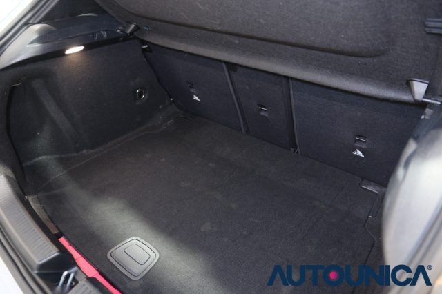 MERCEDES-BENZ A 180 usata 54