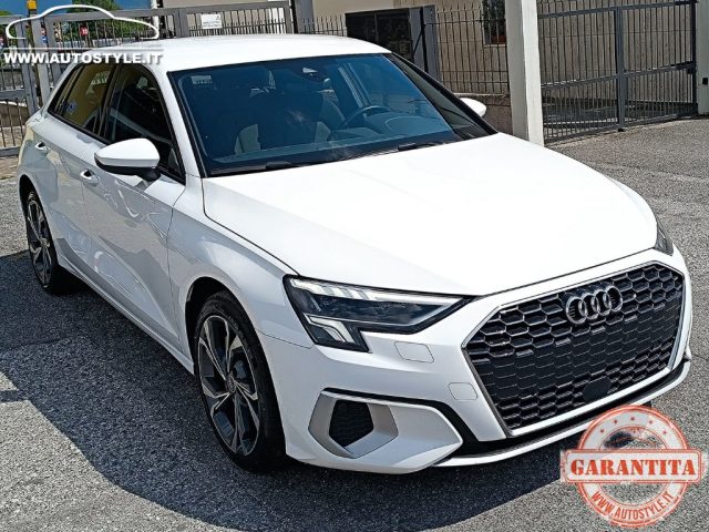 AUDI A3 usata, con USB