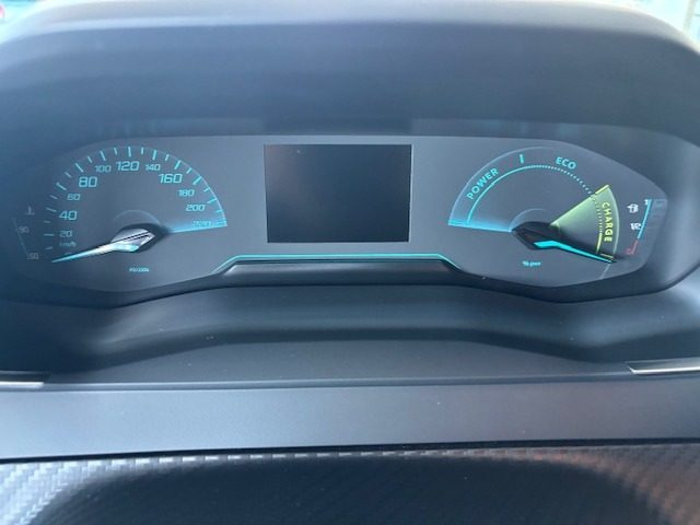 PEUGEOT 208 usata, con Autoradio digitale