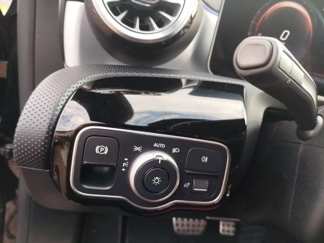 MERCEDES-BENZ CLA 200 usata, con Cruise Control