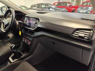 VOLKSWAGEN T-Cross usata 23