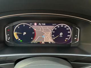 VOLKSWAGEN Tiguan usata, con Leve al volante