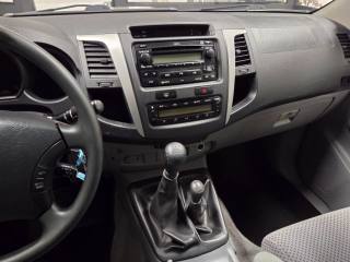 TOYOTA Hilux usata, con Park Distance Control