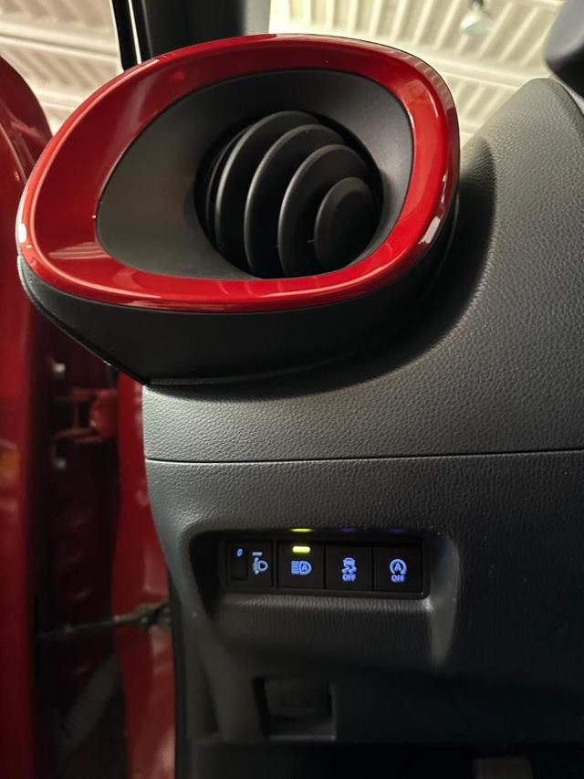 TOYOTA Aygo X usata, con Cerchi in lega