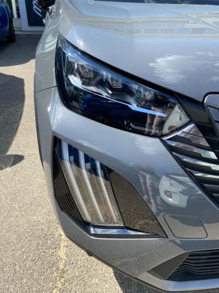 PEUGEOT 2008 usata, con Park Distance Control