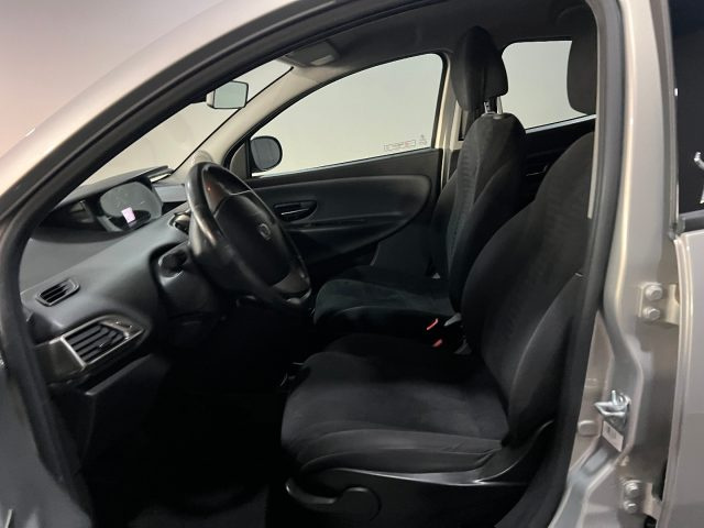 LANCIA Ypsilon usata, con Chiusura centralizzata