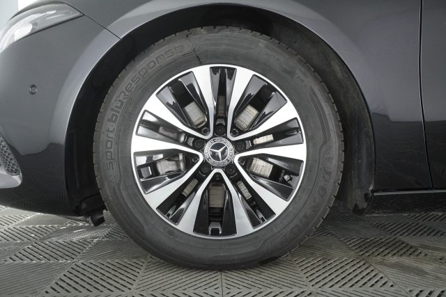 MERCEDES-BENZ A 180 usata 8