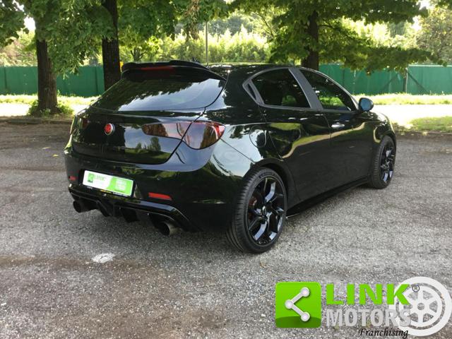 ALFA ROMEO Giulietta usata, con Autoradio