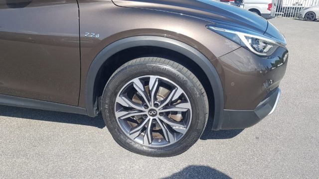 INFINITI QX30 usata, con Alzacristalli elettrici