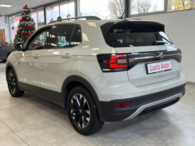 VOLKSWAGEN T-Cross usata, con Autoradio